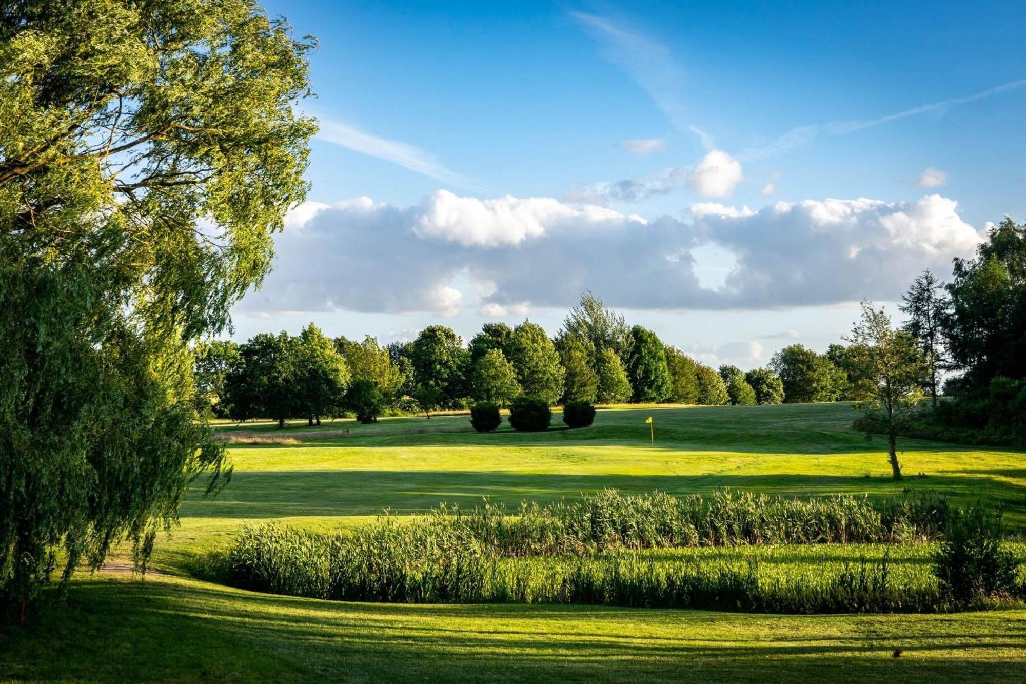 Golfplatz Ploener See Kleiner Ploener See Bosau Экстерьер фото